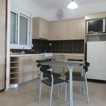 Rastoni Feriehus Agios Andreas (Arcadia)