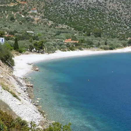 Spectacular Views, Space & Privacy Holiday home *