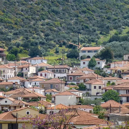 Spectacular Views, Space & Privacy Holiday home