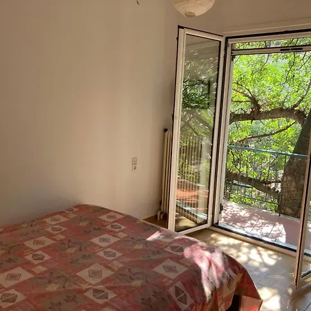 Spectacular Views, Space & Privacy *